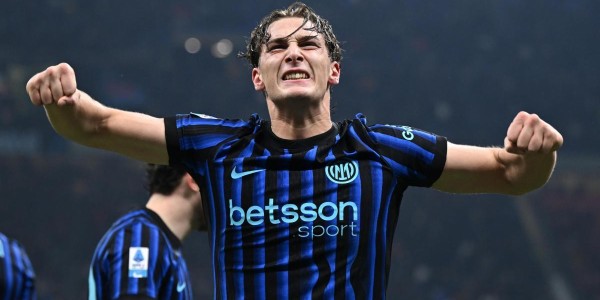 凤凰体育官网-皮奥：今晚球队的逆转太精彩了，我会拼尽全力去捍卫国米球衣