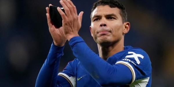 凤凰体育在线-蒂亚戈·席尔瓦今夏离开切尔西：希望未来能回归