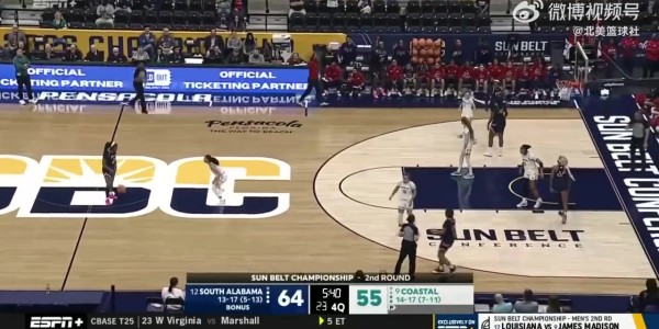 凤凰体育-女裁判被一拳KO！NCAA女篮赛场爆发大规模冲突 8人被驱逐！