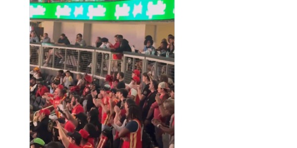 凤凰体育下载-科尔功勋篮球成笑柄！库明加三战31中21登场全胜 老鹰解说嘲讽勇士|开拓者|乔纳森·库明加|亚特兰大老鹰队|波特兰开拓者队|金州勇士队_新浪体育_新浪新闻