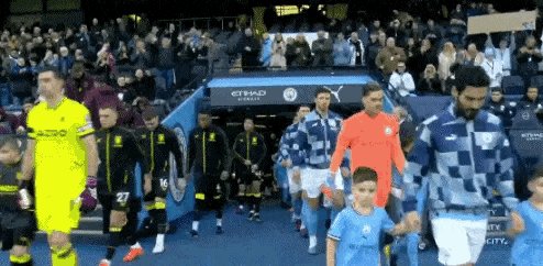 1676219730921007535.gif IMG_5893 (5).gif